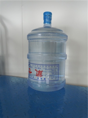 ���ߴ���ˮ